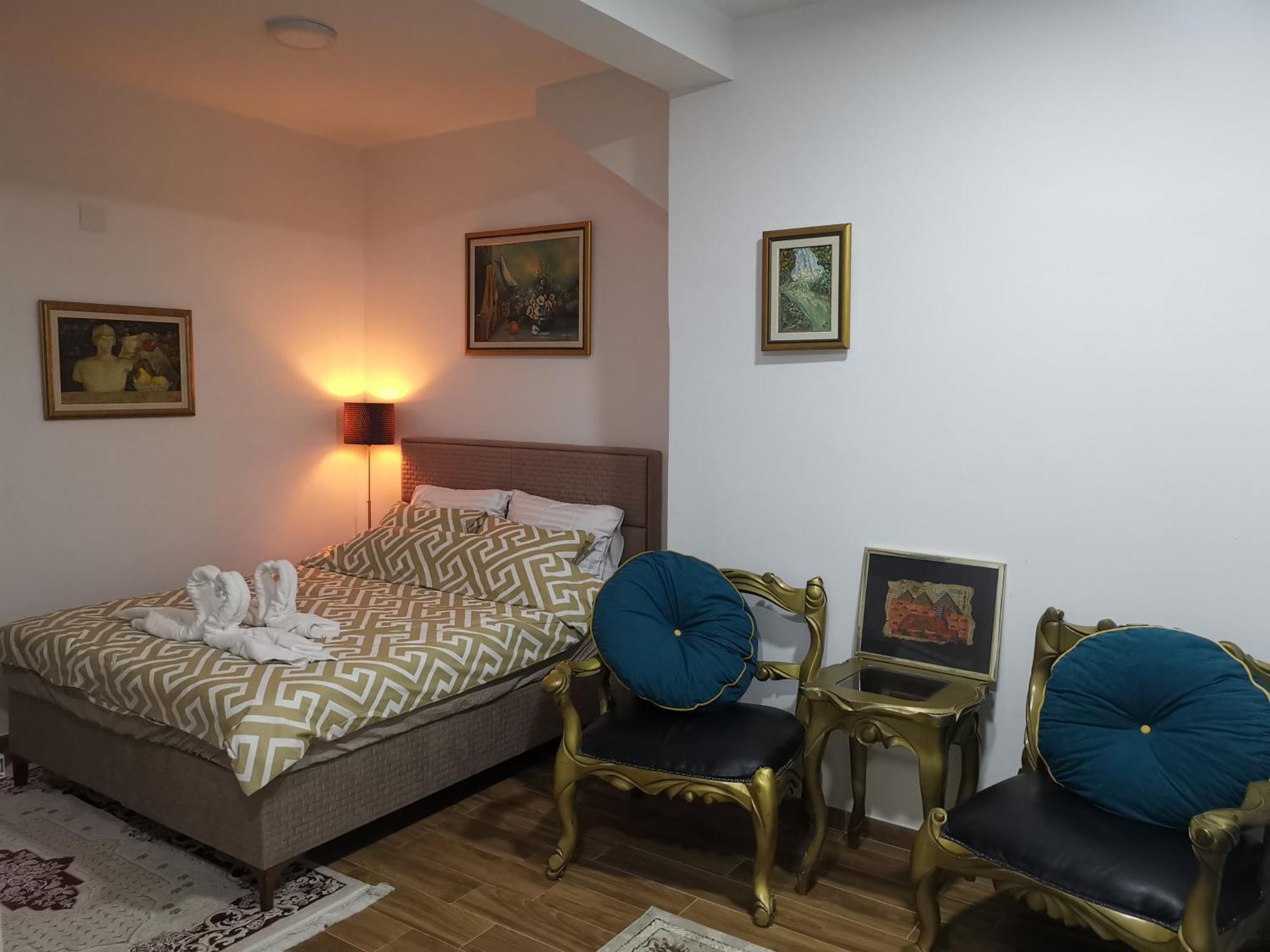 In Apartments Airport Mitrovici  Экстерьер фото